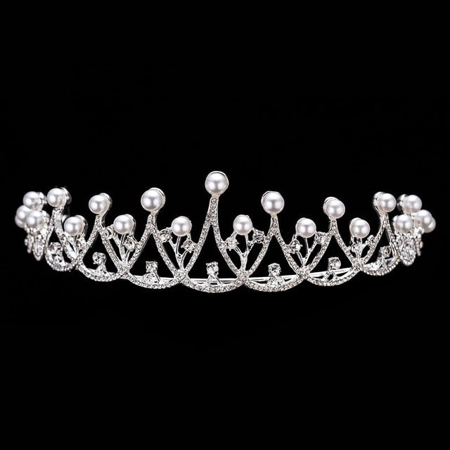 Gran variedad de tiaras y sets para novia