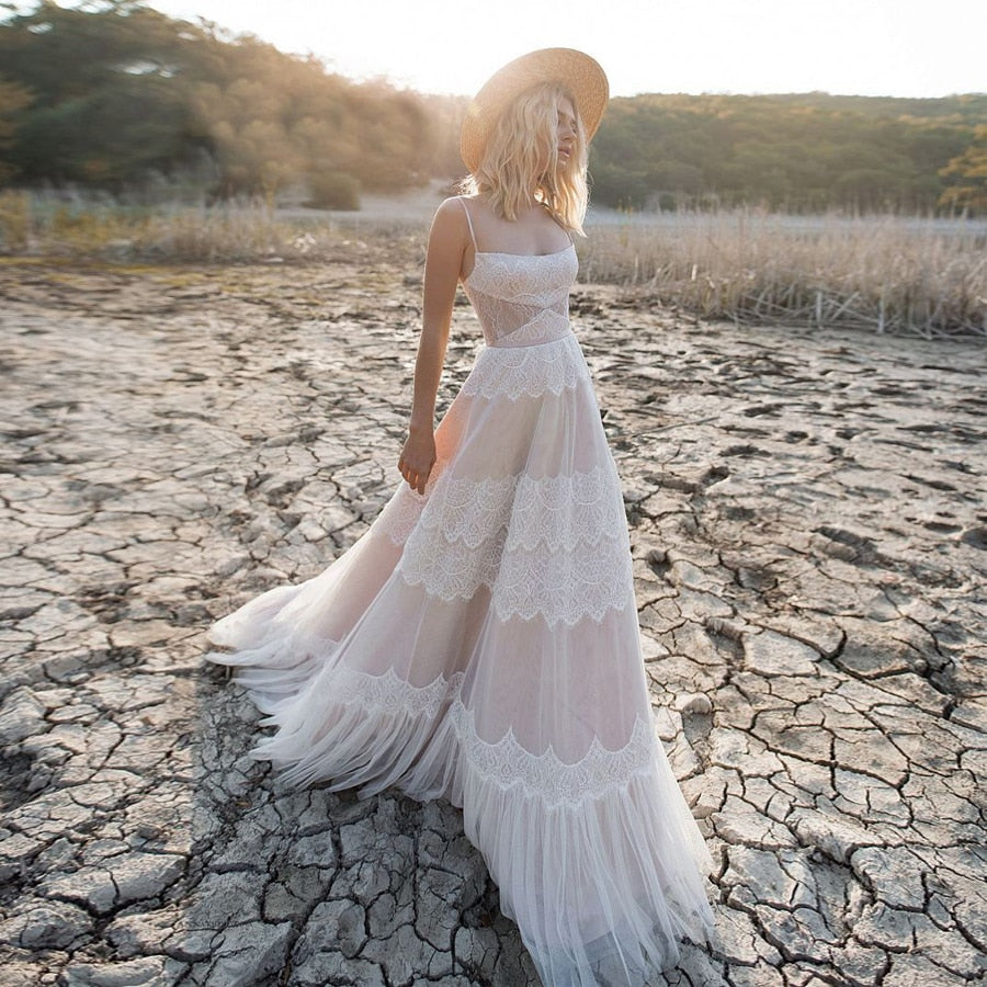 Vestido de novia con tirantes finos en línea A, Bohemio