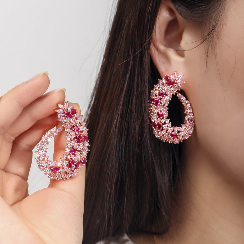 Elegantes aretes para novia en zirconias rosadas